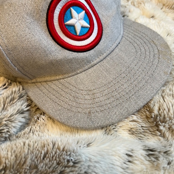 $8 when you bundle - Marvel Captain America Hat - Kids 4-7 Yr - Bundle Discount - Picture 7 of 7